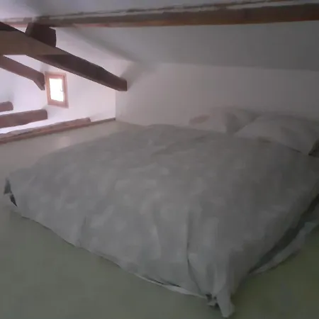 Loc Laroque Casa de Férias Livinhac-le-Haut